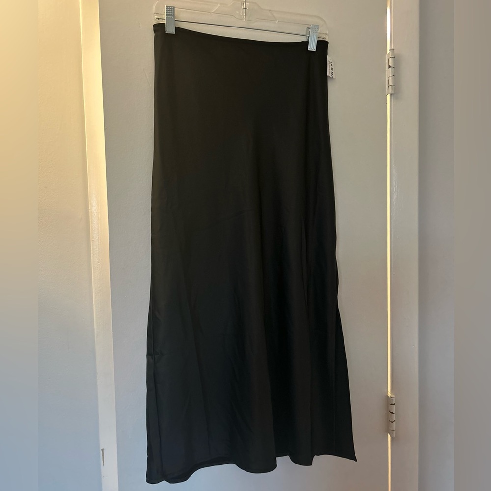 NWT! Old Navy High-waisted Satin Midi Slip Skirt
